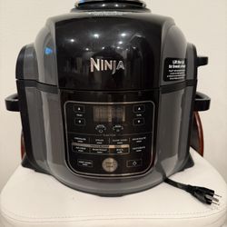 Ninja Foodi OP305CO — Multicooker + Pressure Cooker + Air Fryer (8-in-1)