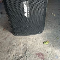 ALESIS DRUMS strike Amp12