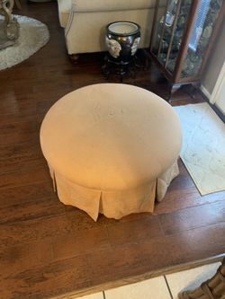 Beautiful Big Round Rollling Ottoman