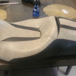 Harley Davidson Custom Seat 