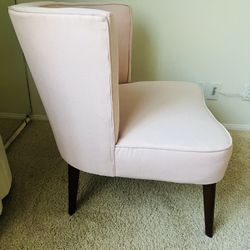 Pier 1 Retro Style Chair 