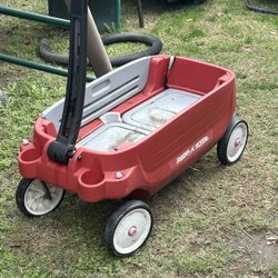 Radio Flyer Wagon 