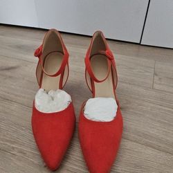 RILISTA WOMEN'S CLOSED TOE KITTEN HEELS ANKLE STRAP SUEDE