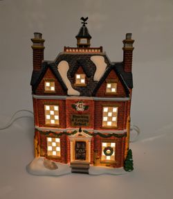 Department 56 Boarding & Lodging School 1994 Lighted Building #43