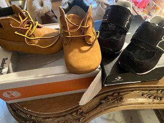 Baby girl shoes size 3