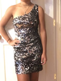 Beautiful Sequined Little Dress