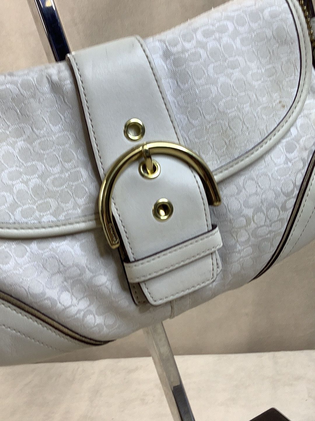 Vintage Coach Shoulder Handbag Ivory Signature Pink Lining