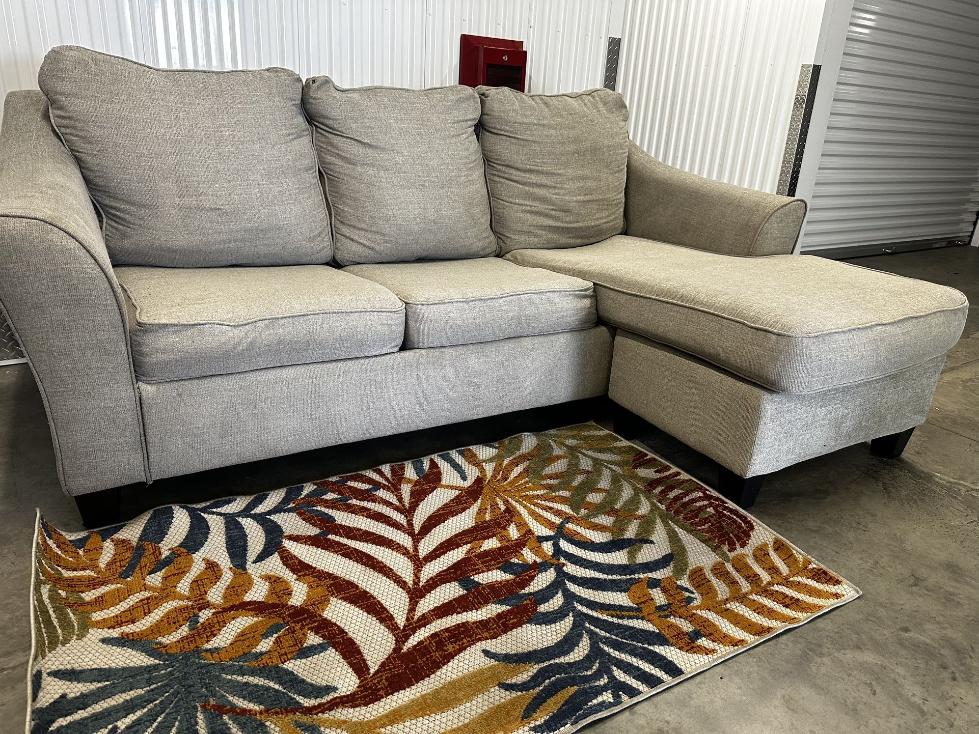 LIGHT GREY SECTIONAL COUCH W/ FREE DELIVERY