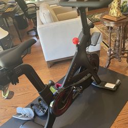 Peloton Bike