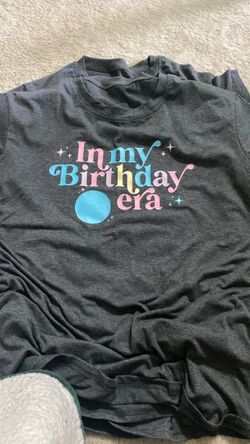 SIZE XL "In My Birthday Era" Graphic T-Shirt