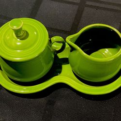 Fiesta Sugar and Creamer Tray Set (Green), retired Homer Laughlin.