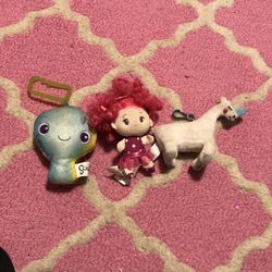 Keychains unicorn, soul, and pink girl
