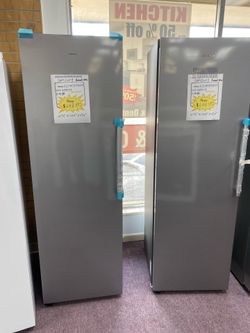 Samsung convertible freezer-refrigerator, W 23.4” x H 73” x D 27.4” it’s a 11cu ft