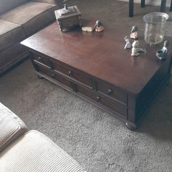 Coffee Table Two Matching Side Tables