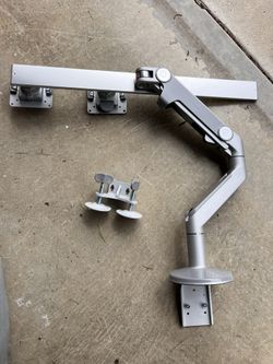 Humanscale Dual Monitor Arm