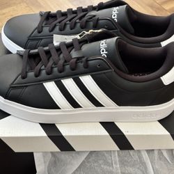 Adidas Grand Court 2.0 Size 10.5