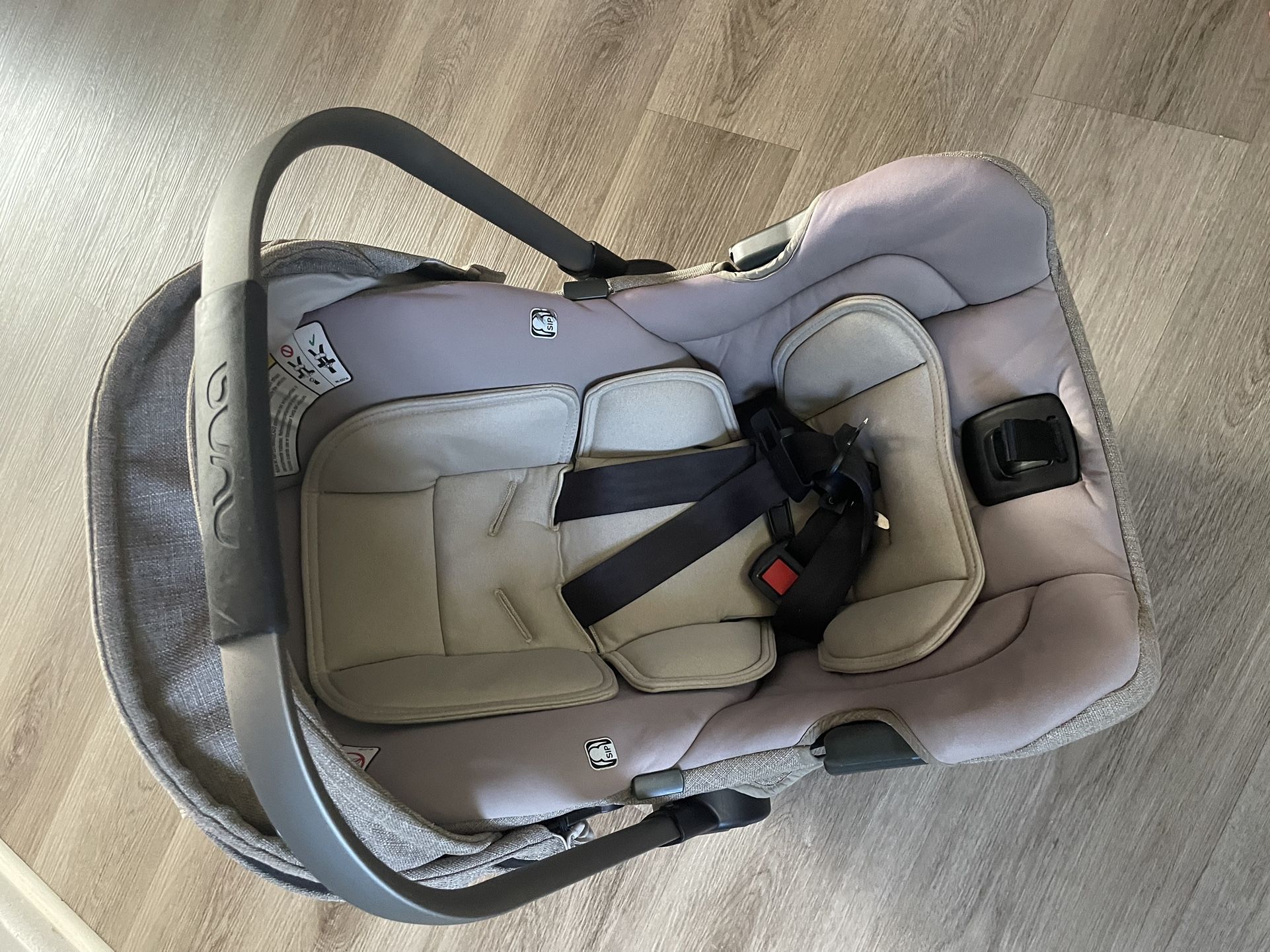 Nuna mixx stroller & Car seat