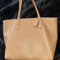 coach tote bag