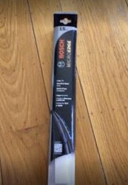 1 New Bosch 15" Windshield Wiper
