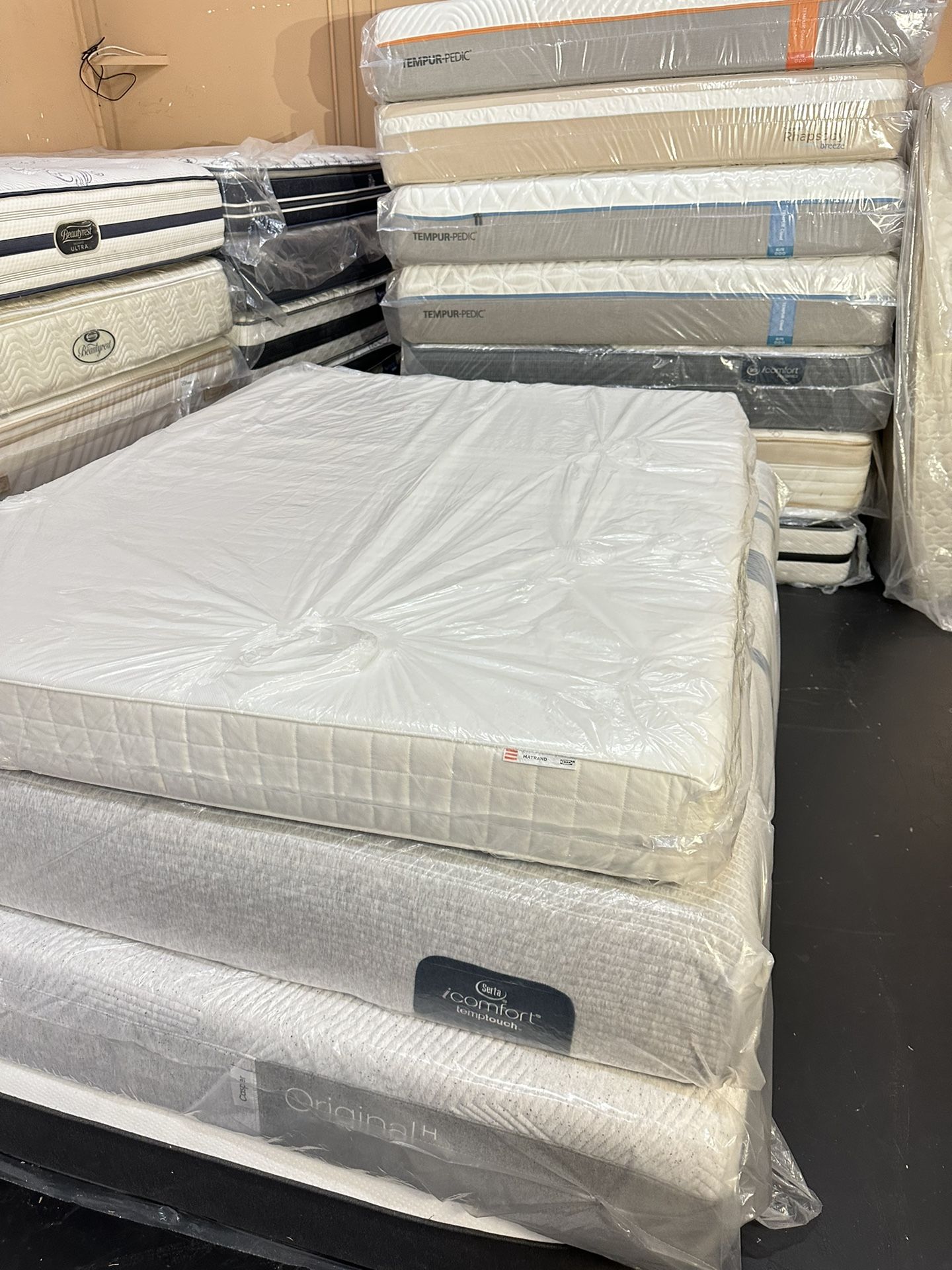 Queen Size Mattress And Box Spring