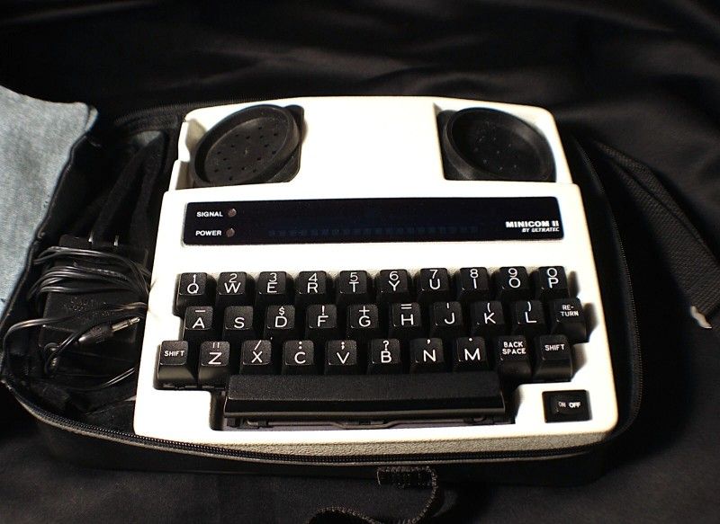 Minicom II TTY TDD Ultratec 1983 - Case & Power Adapter - For Parts