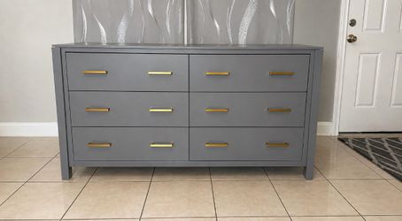 6 Drawer Dresser – Gray & Gold