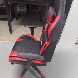 🎮 Gaming Chair for Sale – $145