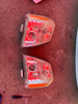 2007 Escalade front headlights