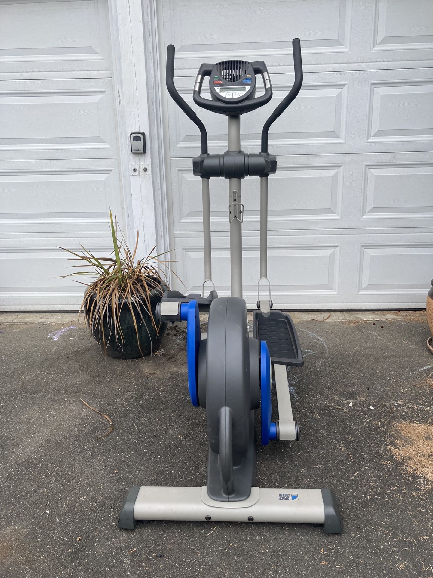 Proform XP 130 Elliptical