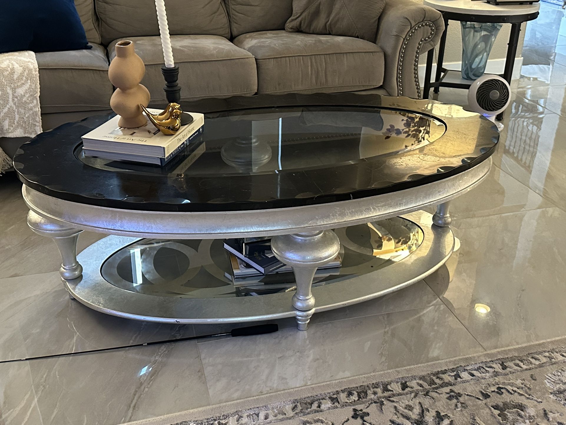 Coffe/ Center Table