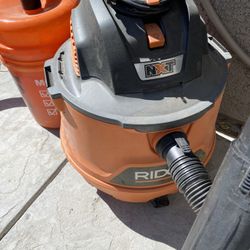 Shop Vacuum 