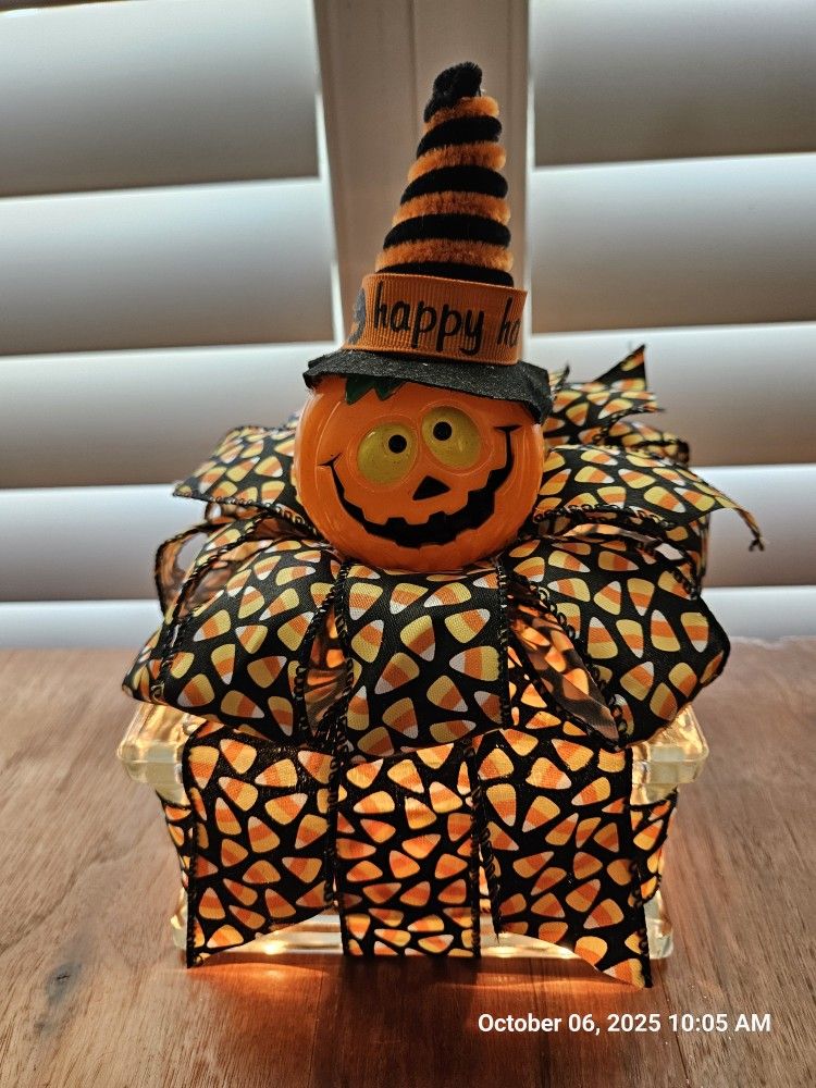 The Happy Pumpkin Lighted Glass Block