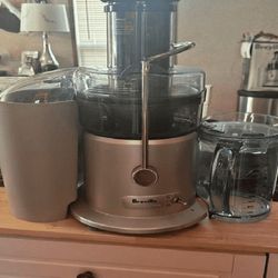 Breville Cold Press Juicer - Vitamin-Packed Juice should action