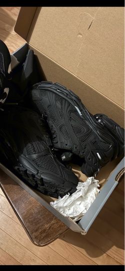 Balenciaga Runners size 9