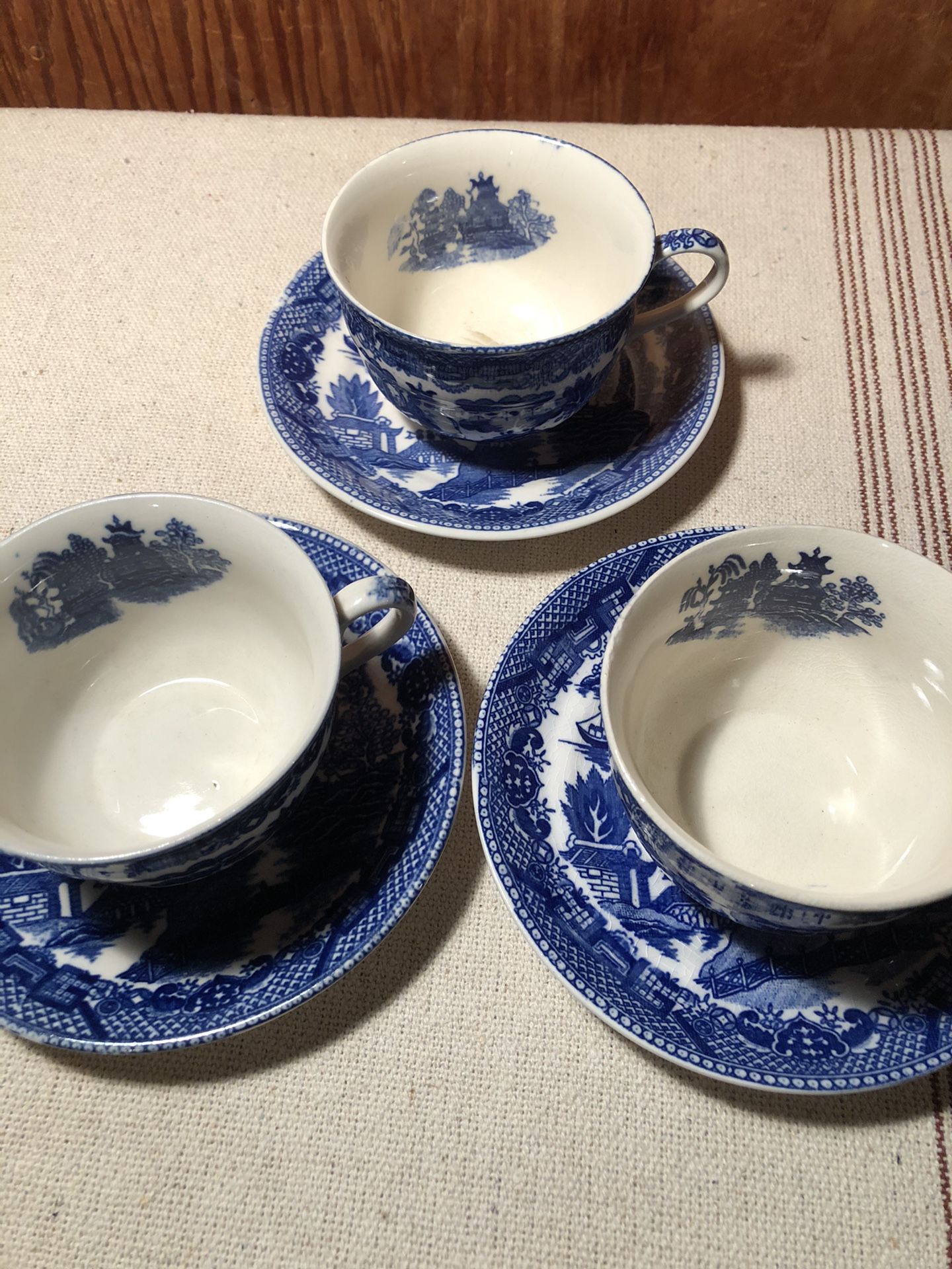 3 Blue Willow Tea Cup And Saucer Sets
