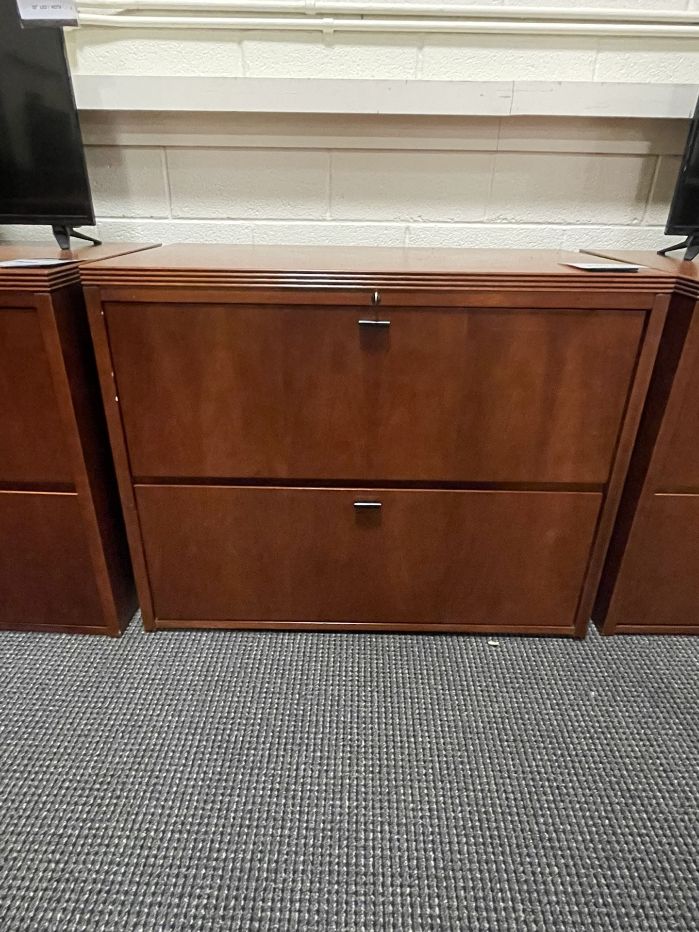 2 Draw Lateral File Cabinet 