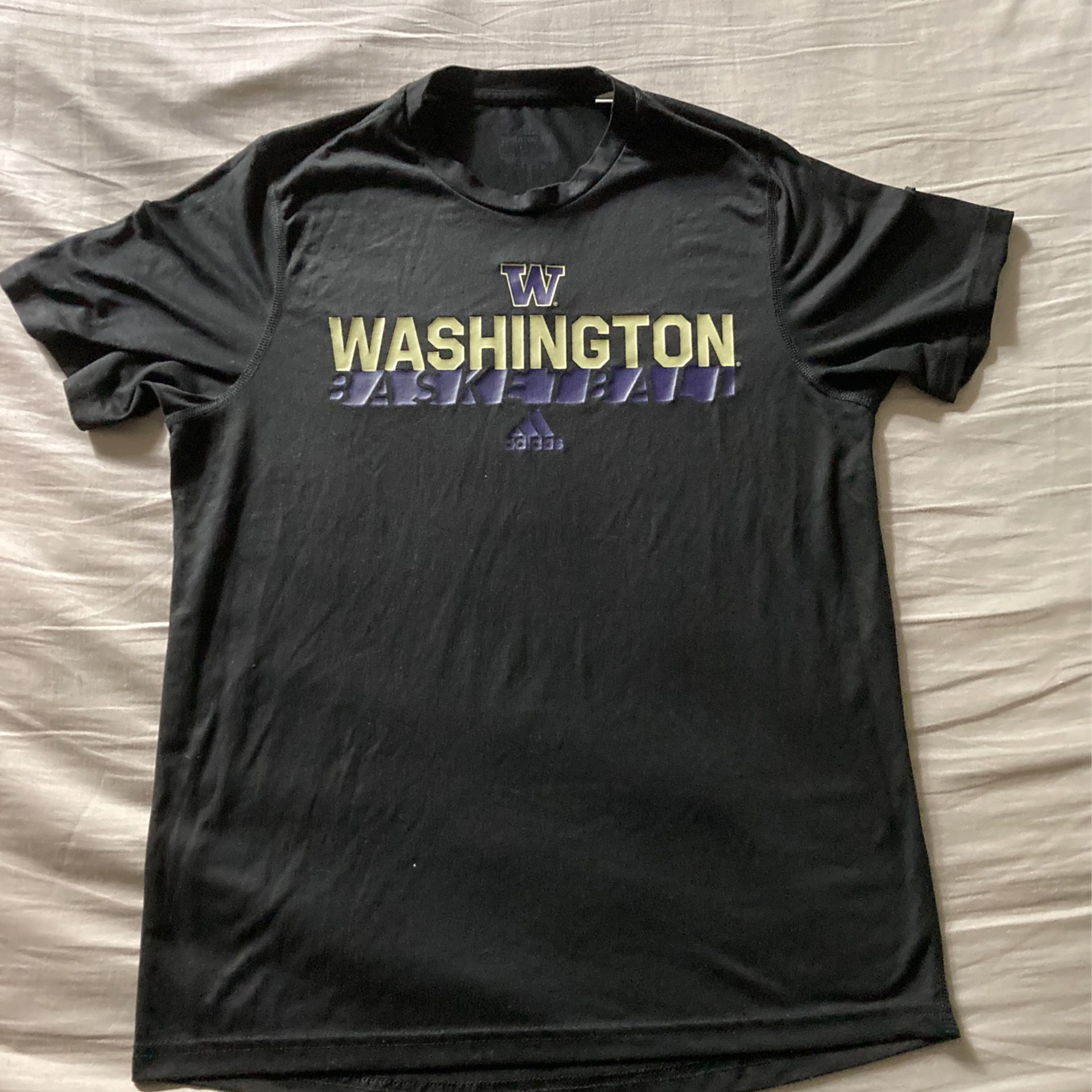 UW Basketball Training Shirt Size M