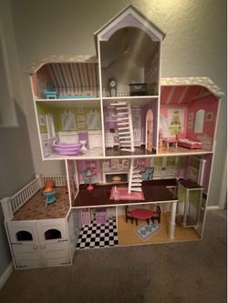 Doll House 3 story