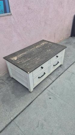Coffee table with storage