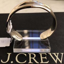 (NEW) WOMEN’S J.CREW FACTORY GOLD MOLDED METAL CUFF - SIZE: OS (ONE SIZE) 