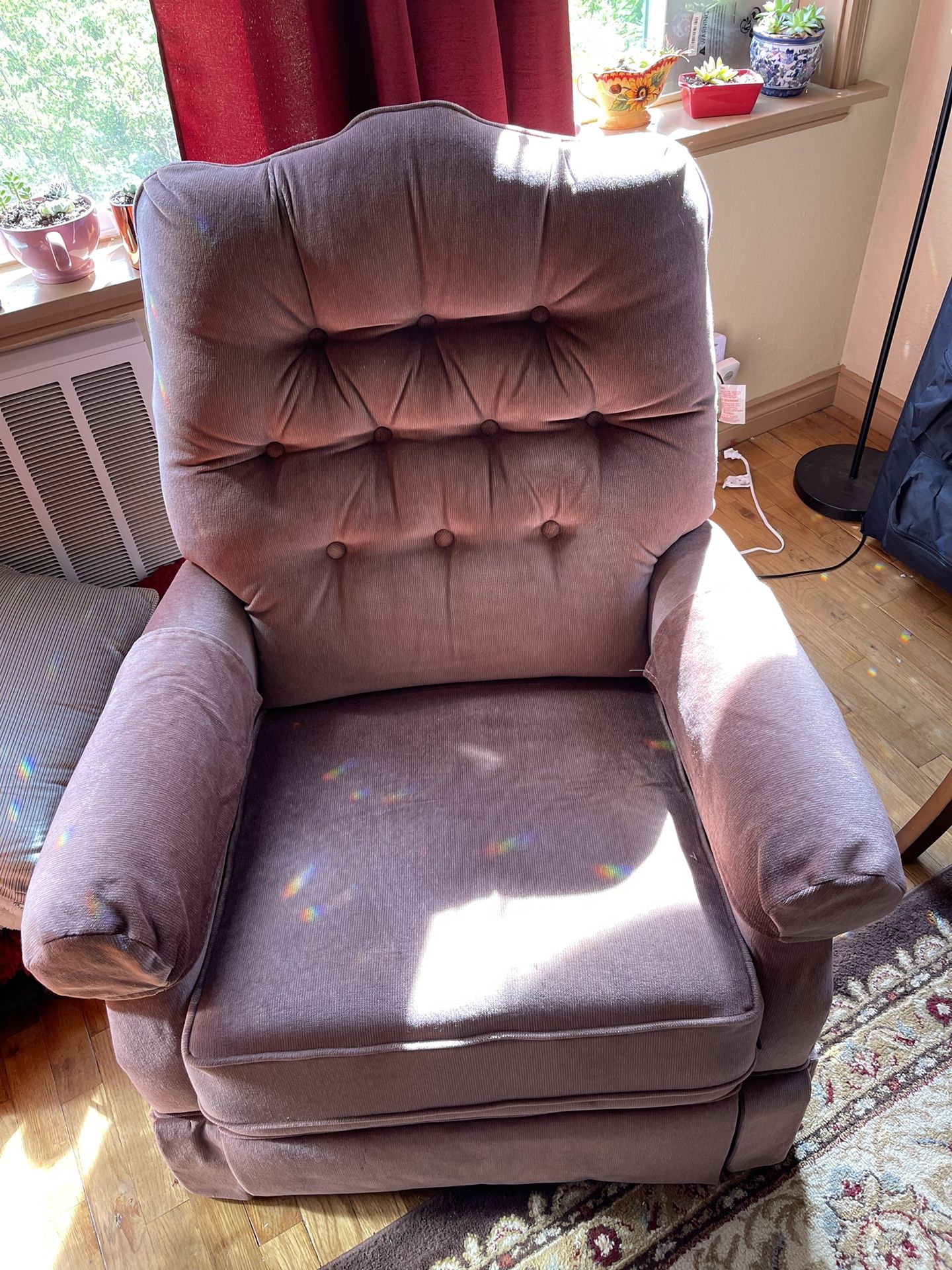 Mauve Recliner