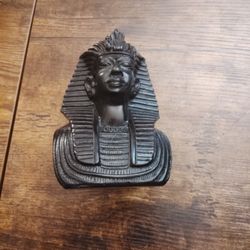 Egyptian  Statue 