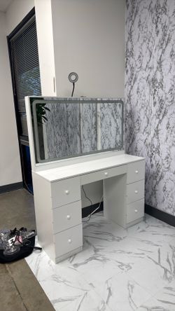 Light Up Vanity