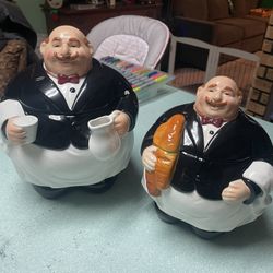 PAIR OF COOKIE JARS SEE PICS READ DESCRIPTION Cookie Jar  