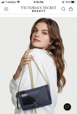 New Victoria's Secret Crossbody/ Shoulder Bag for Sale in Lake Elsinore, CA  - OfferUp