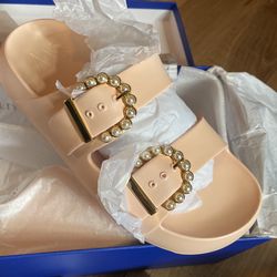 Stuart Weitzman Pearl Buckle Slide