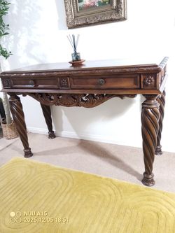 Large Ornate Console Or Entryway Table With 2 Working Drawers 54"Wx22"Dx35"H