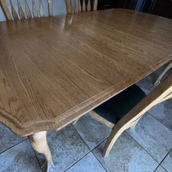 Dining Room Table 
