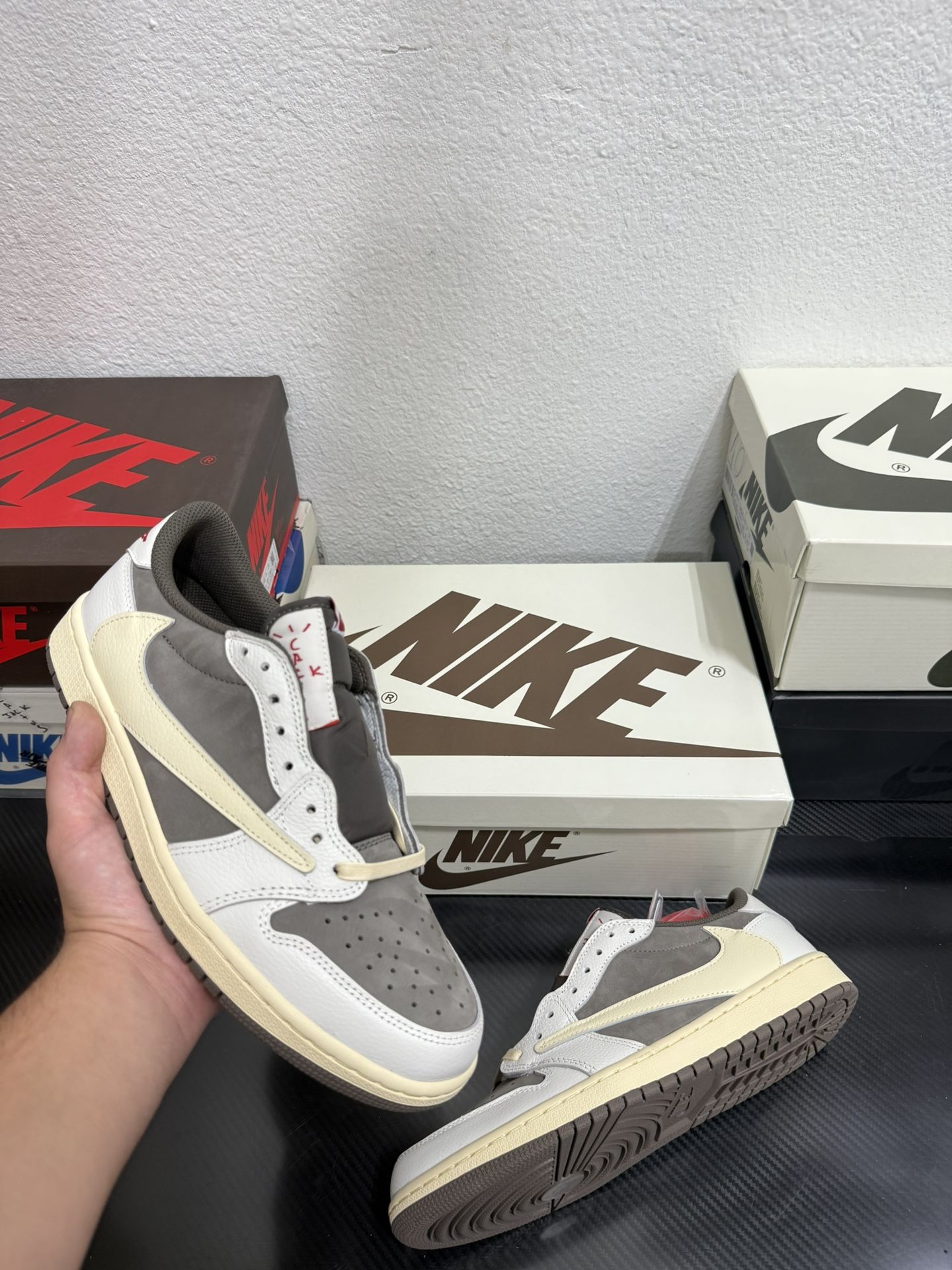 Aj1 Nike Air jordan 1 low travis scott Reverse mocha size 7,7.5,8,8.5,9,9.5,10,10.5,11,12 