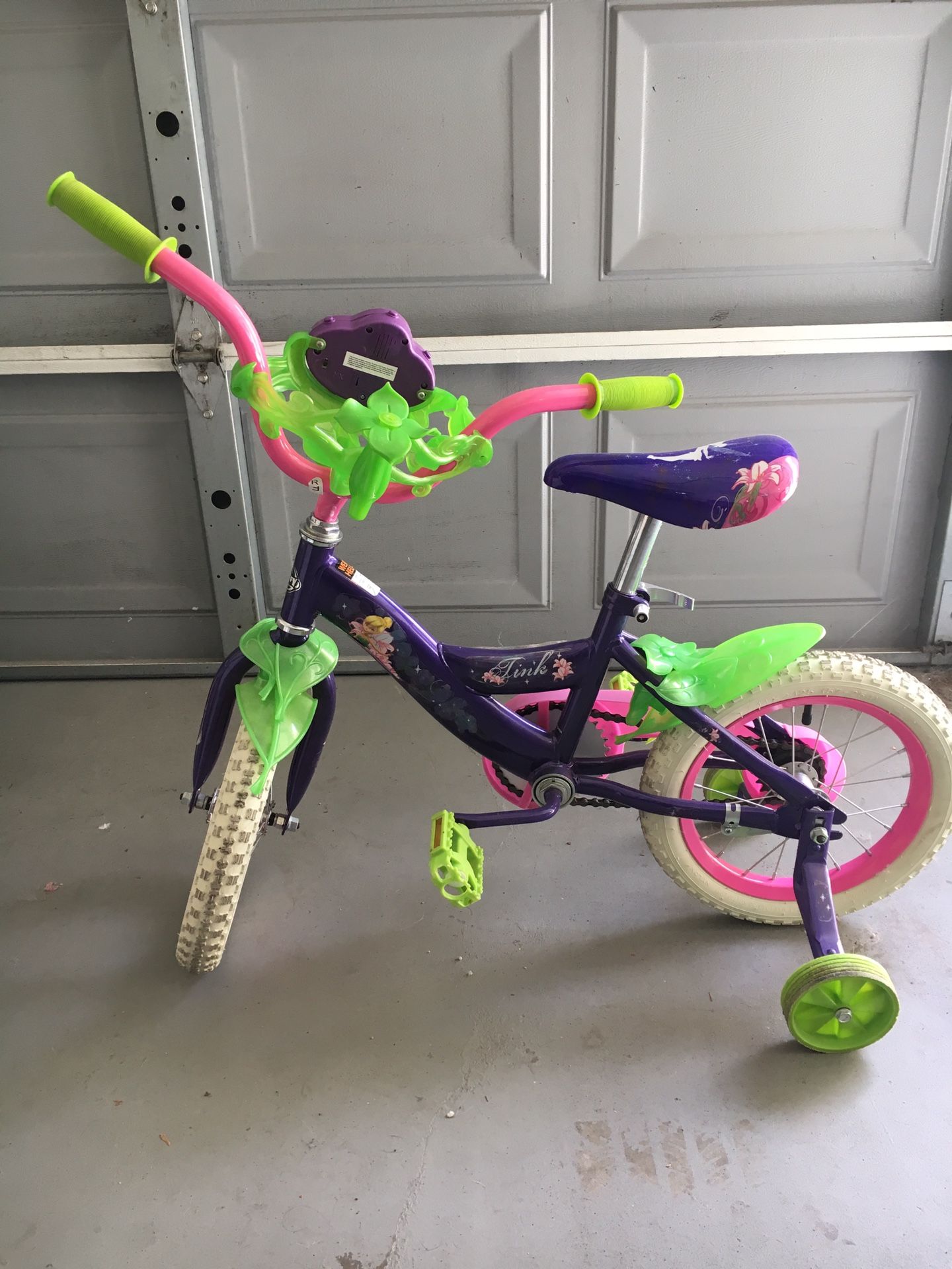 Kids bike girl